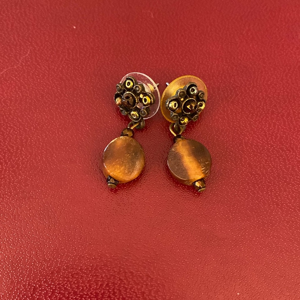 Earings